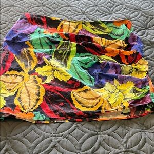 Tropical wrap look short skirt